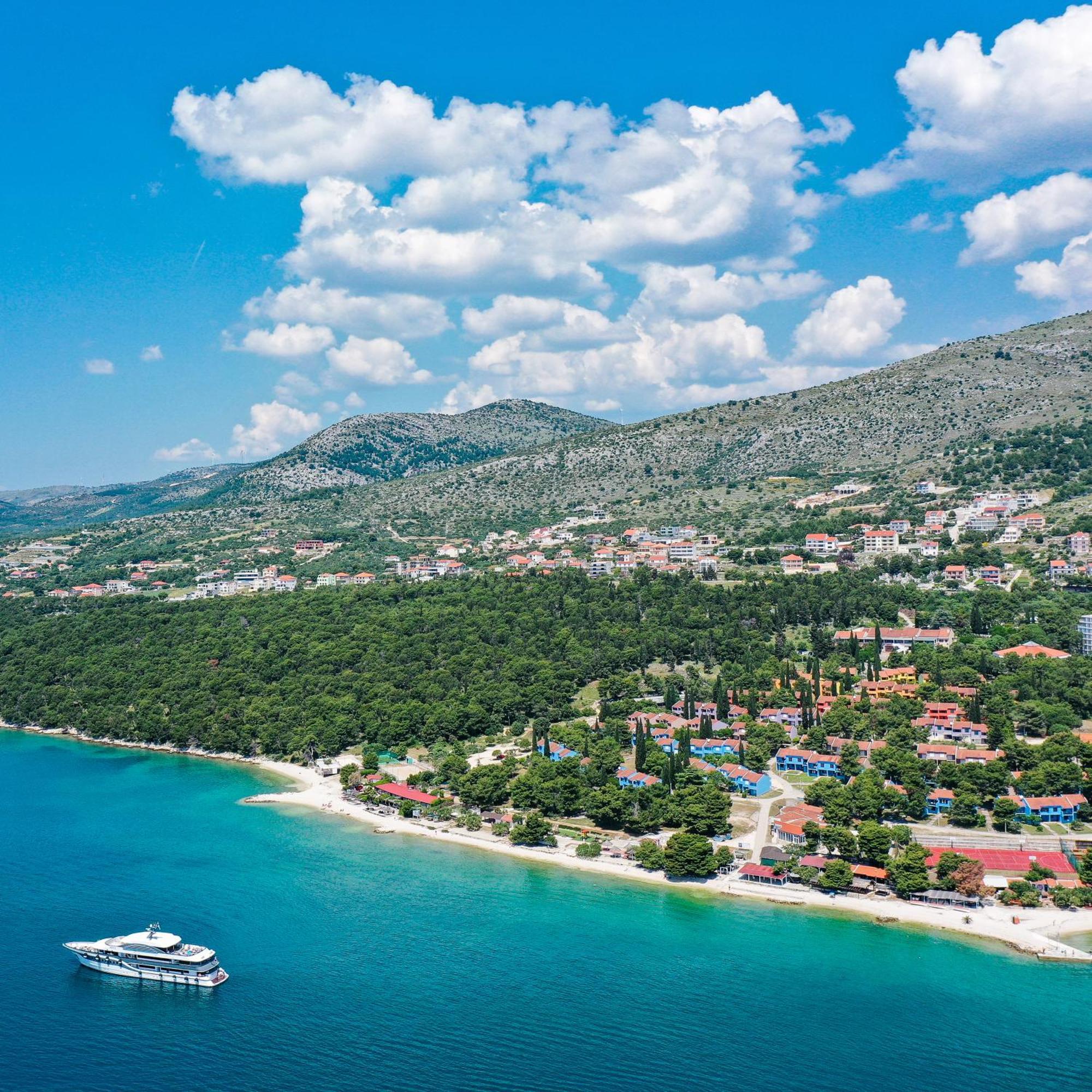 Apartments Medena Trogir Buitenkant foto